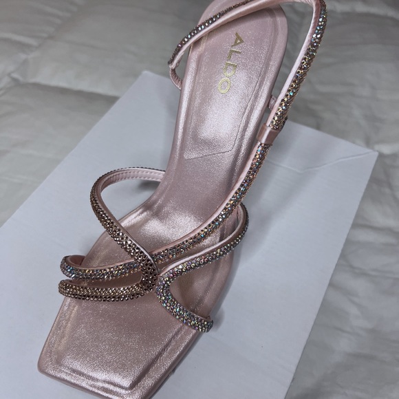 Rose Gold Heels - Picture 1 of 1
